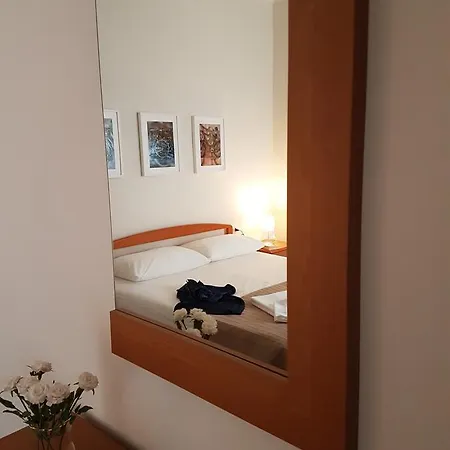Ai Pini Con Posto Auto *