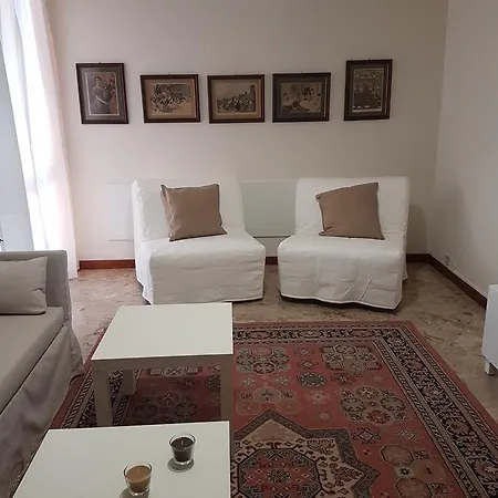 Ai Pini Con Posto Auto Apartment